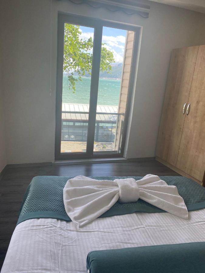 Kroisos Lake Resort Hotel Egirdir Esterno foto